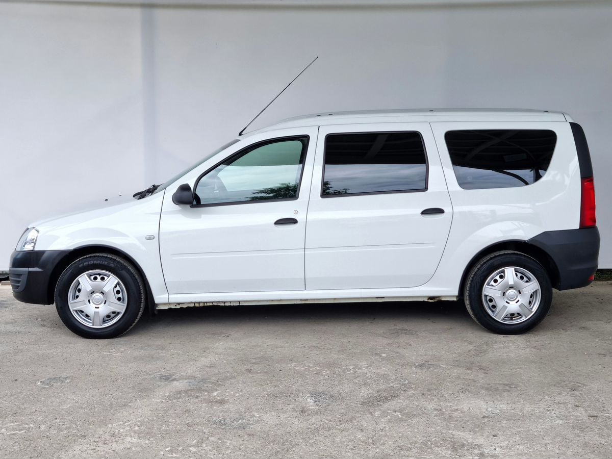 Lada Largus Standard (5 мест) 2019 г.в., 90 457 км.