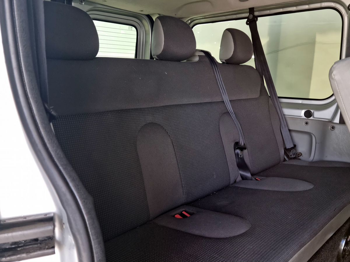 Opel Vivaro 999 2008 г.в., 368 674 км.