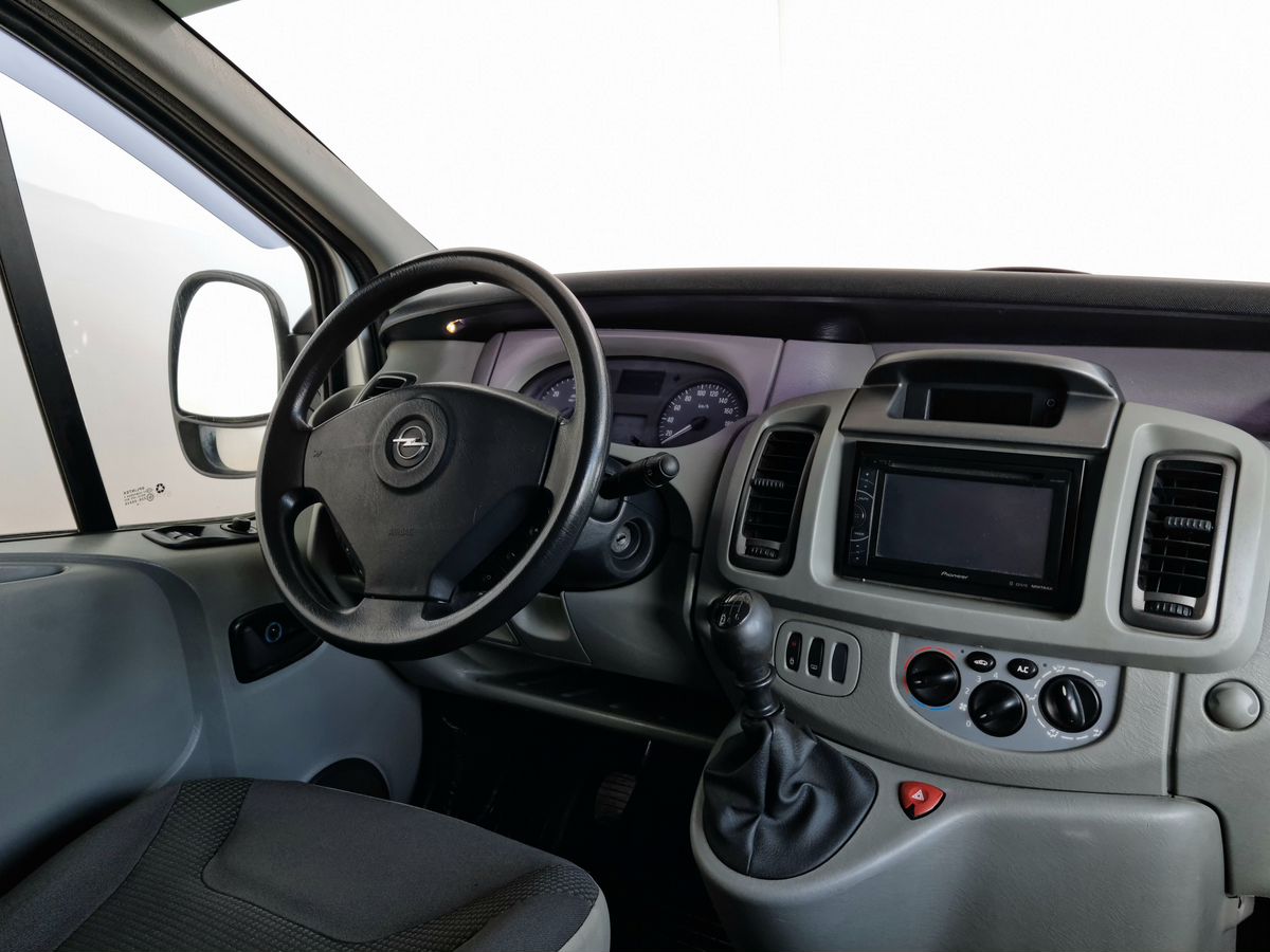Opel Vivaro 999 2008 г.в., 368 674 км.