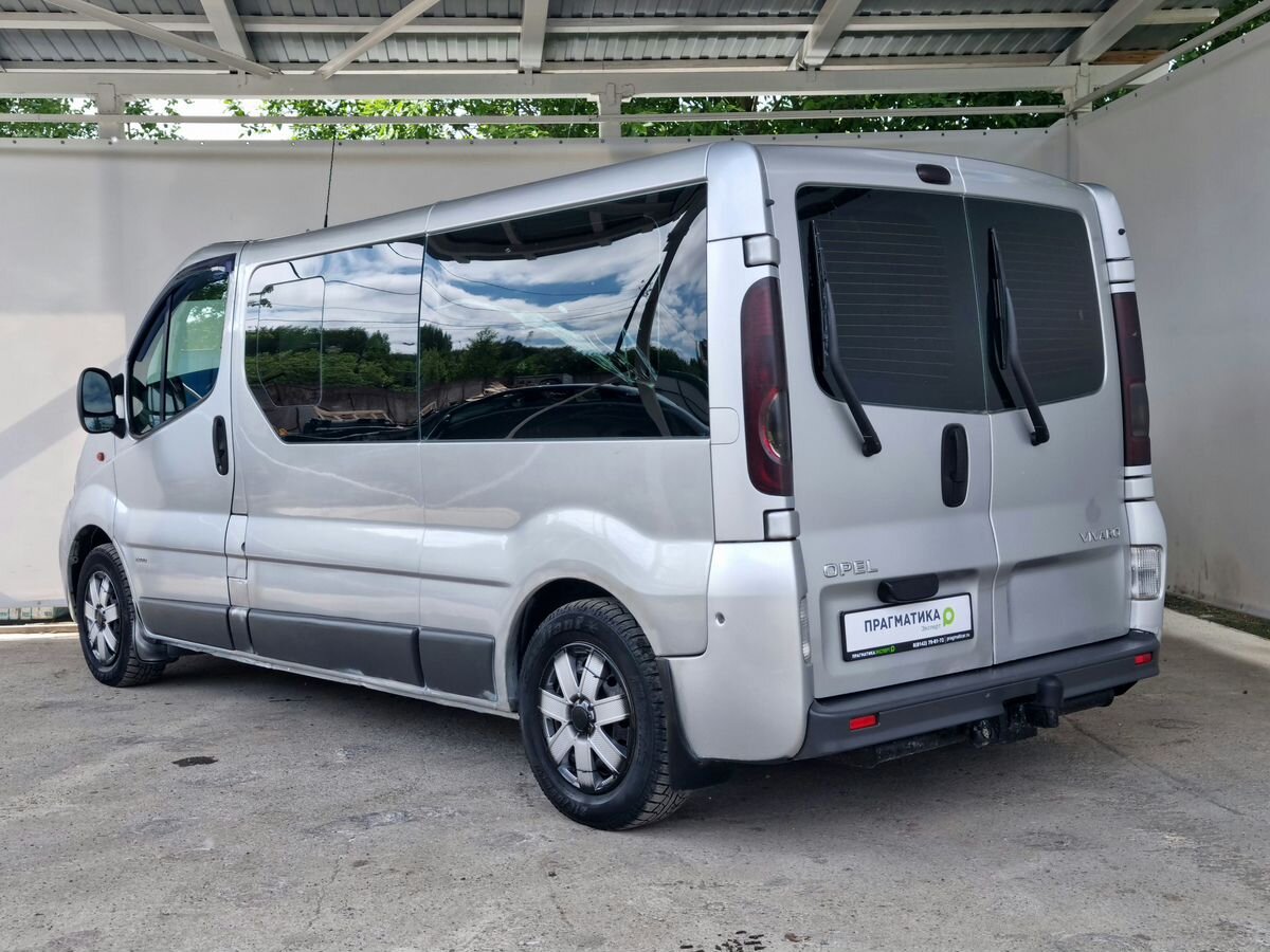 Opel Vivaro 999 2008 г.в., 368 674 км.