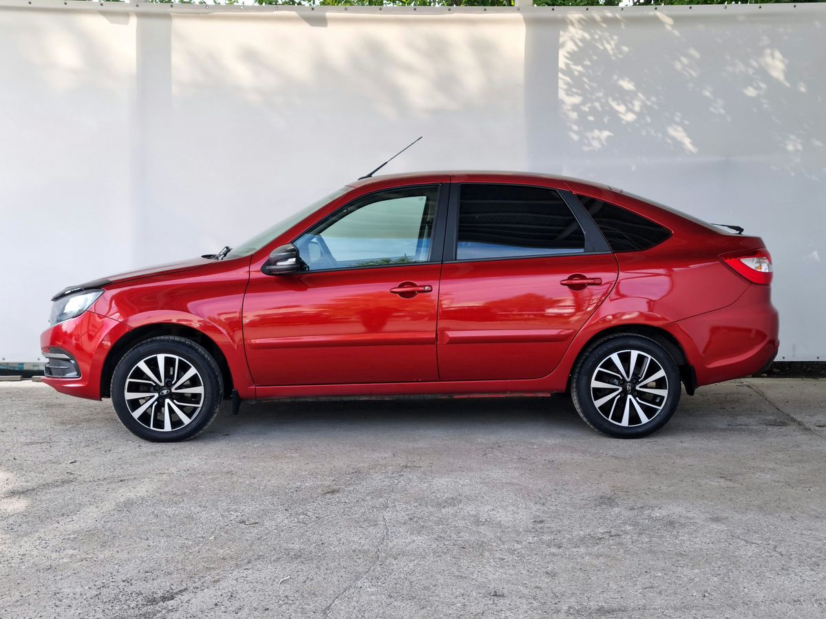 Lada Granta #Club 2021 г.в., 72 446 км.