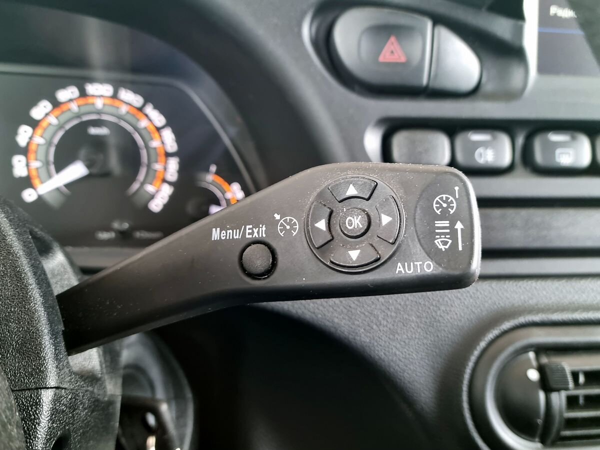 Lada Niva Travel BLACK'24 (2023-2024) 2024 г.в., 21 877 км.