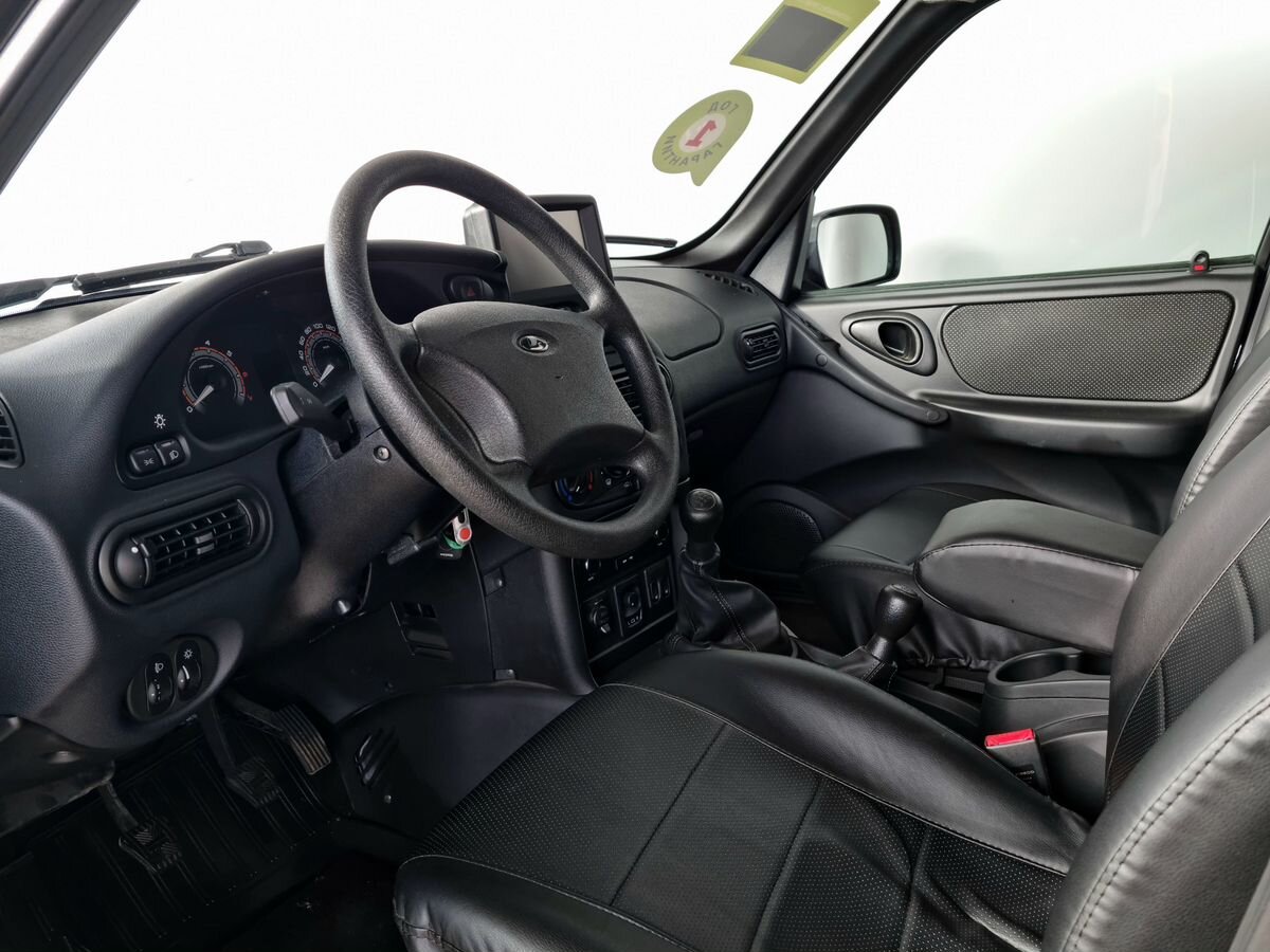 Lada Niva Travel BLACK'24 (2023-2024) 2024 г.в., 21 877 км.