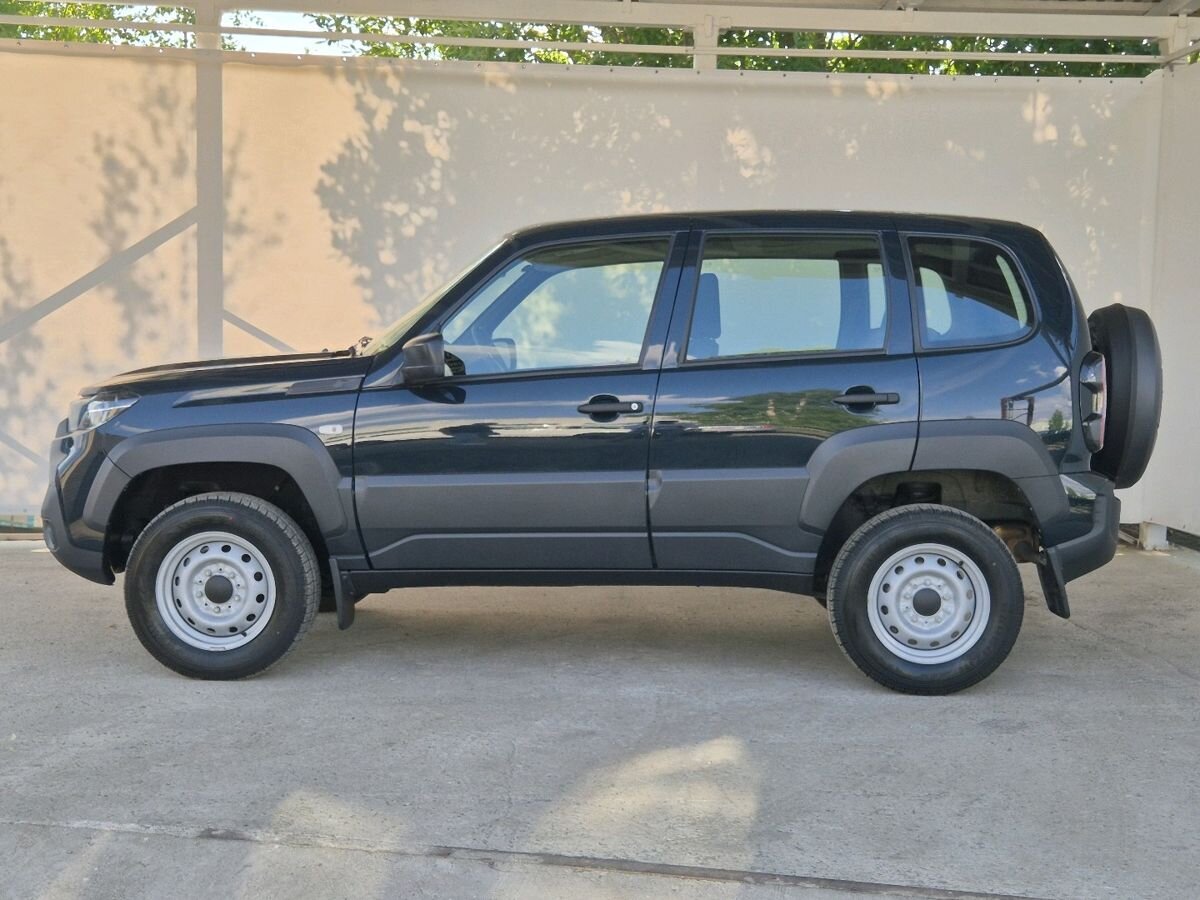 Lada Niva Travel Classic'24 2024 г.в., 4 000 км.