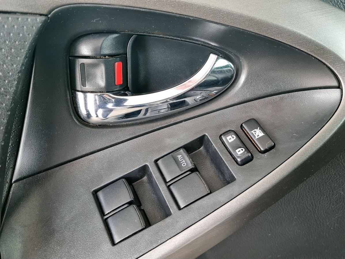 Toyota RAV4 Сол 2010 г.в., 189 000 км.