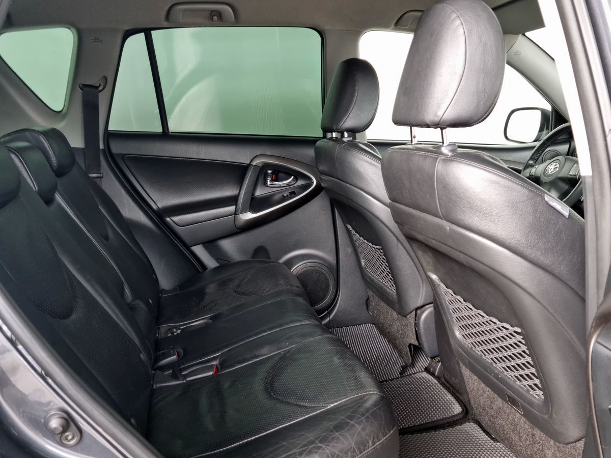 Toyota RAV4 Сол 2010 г.в., 189 000 км.