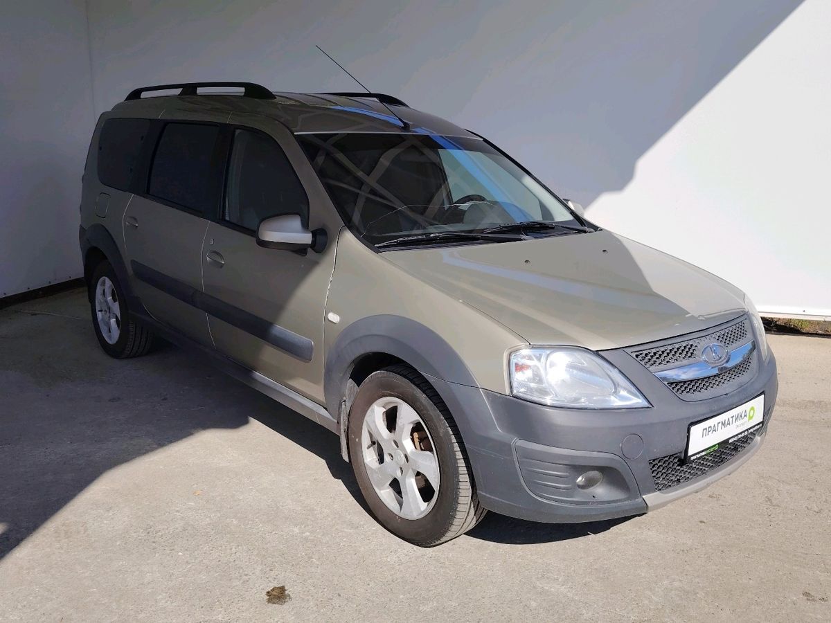 Lada Largus 999 2016 г.в., 175 685 км.