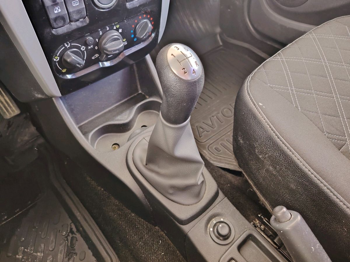 Lada Largus 999 2016 г.в., 175 685 км.