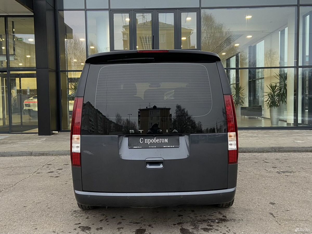 Hyundai Staria