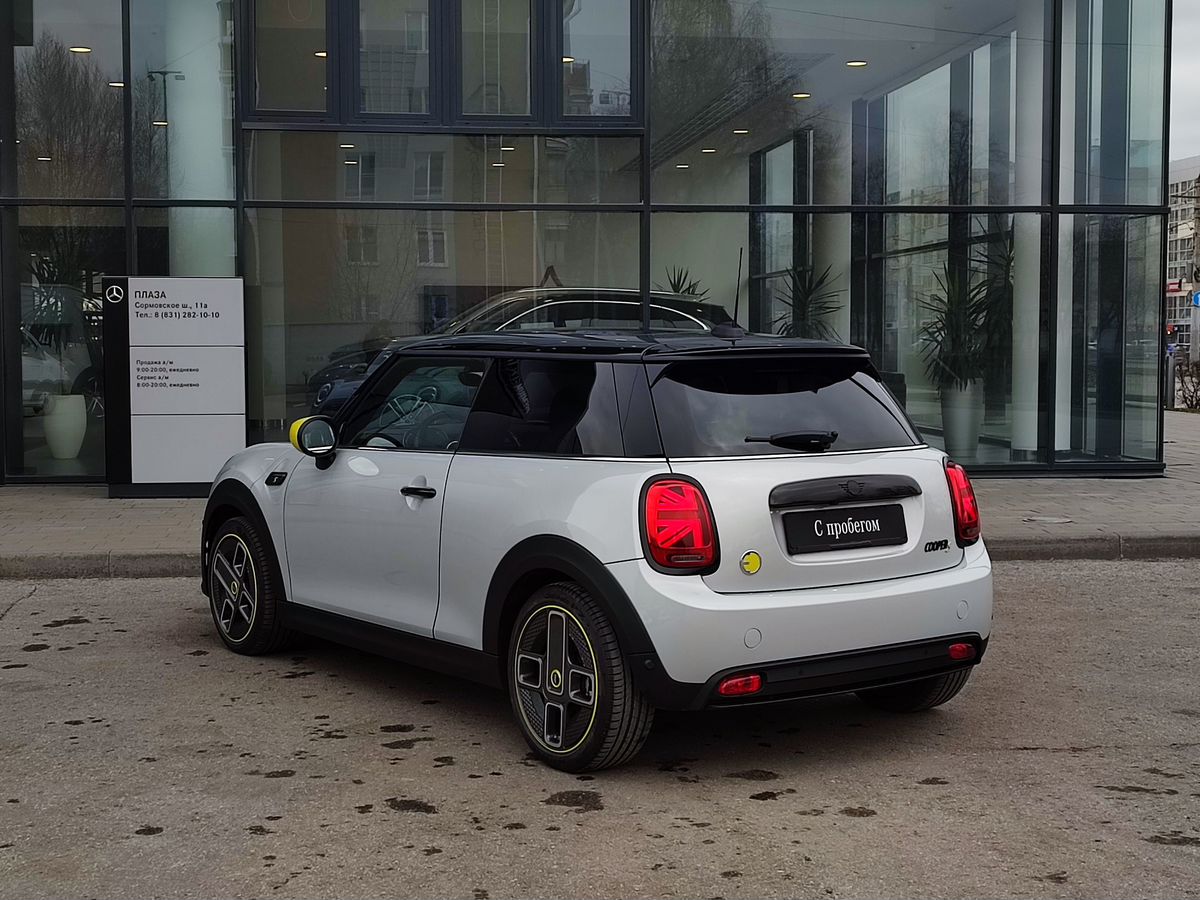 Mini Hatch