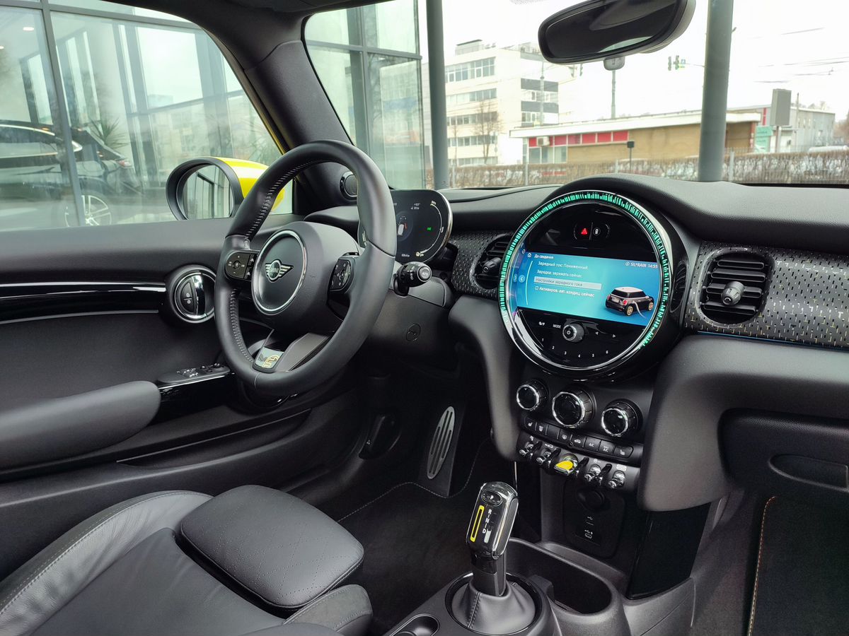 Mini Hatch