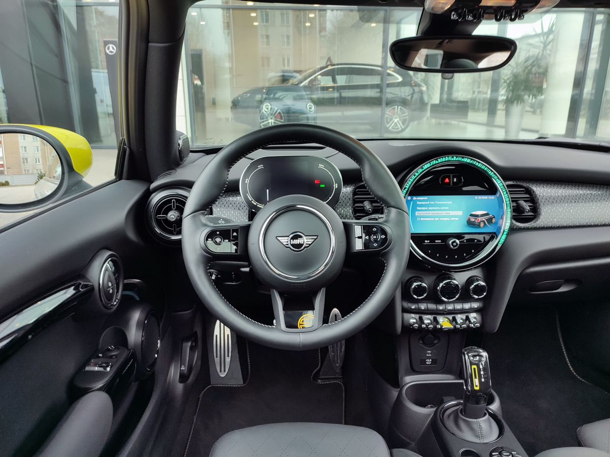 Mini Hatch