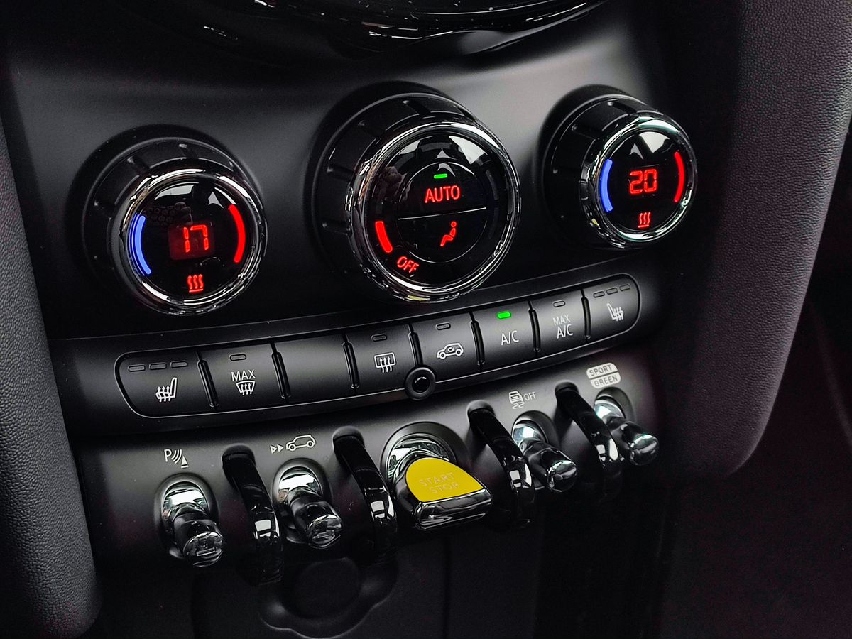 Mini Hatch