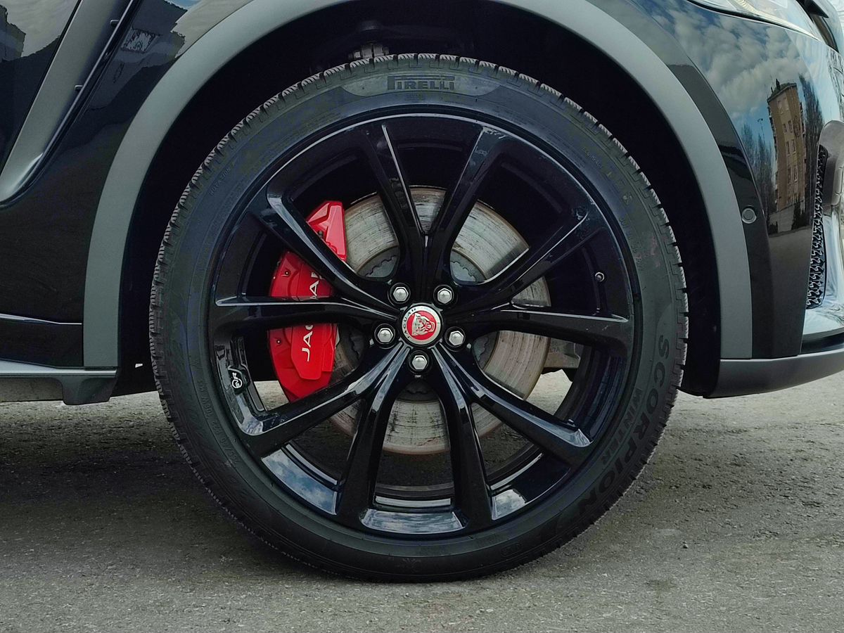 Jaguar F-Pace