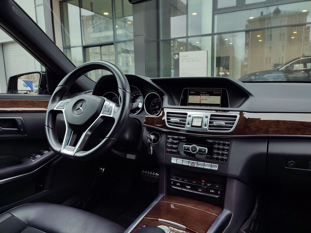 Mercedes-Benz E-Класс