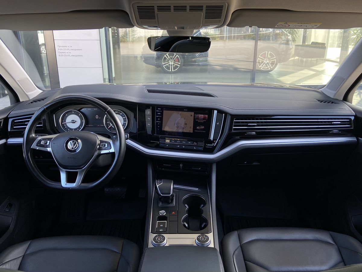 Volkswagen Touareg