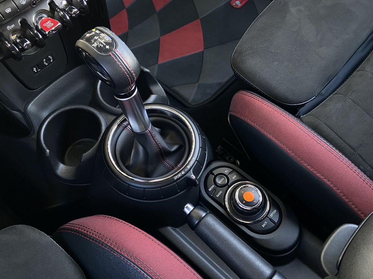 Mini Hatch