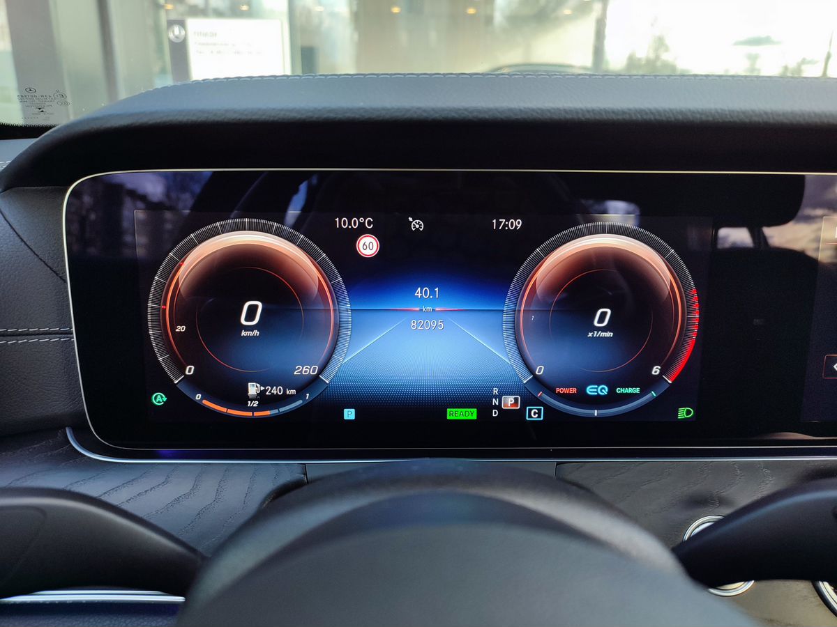 Mercedes-Benz E-Класс