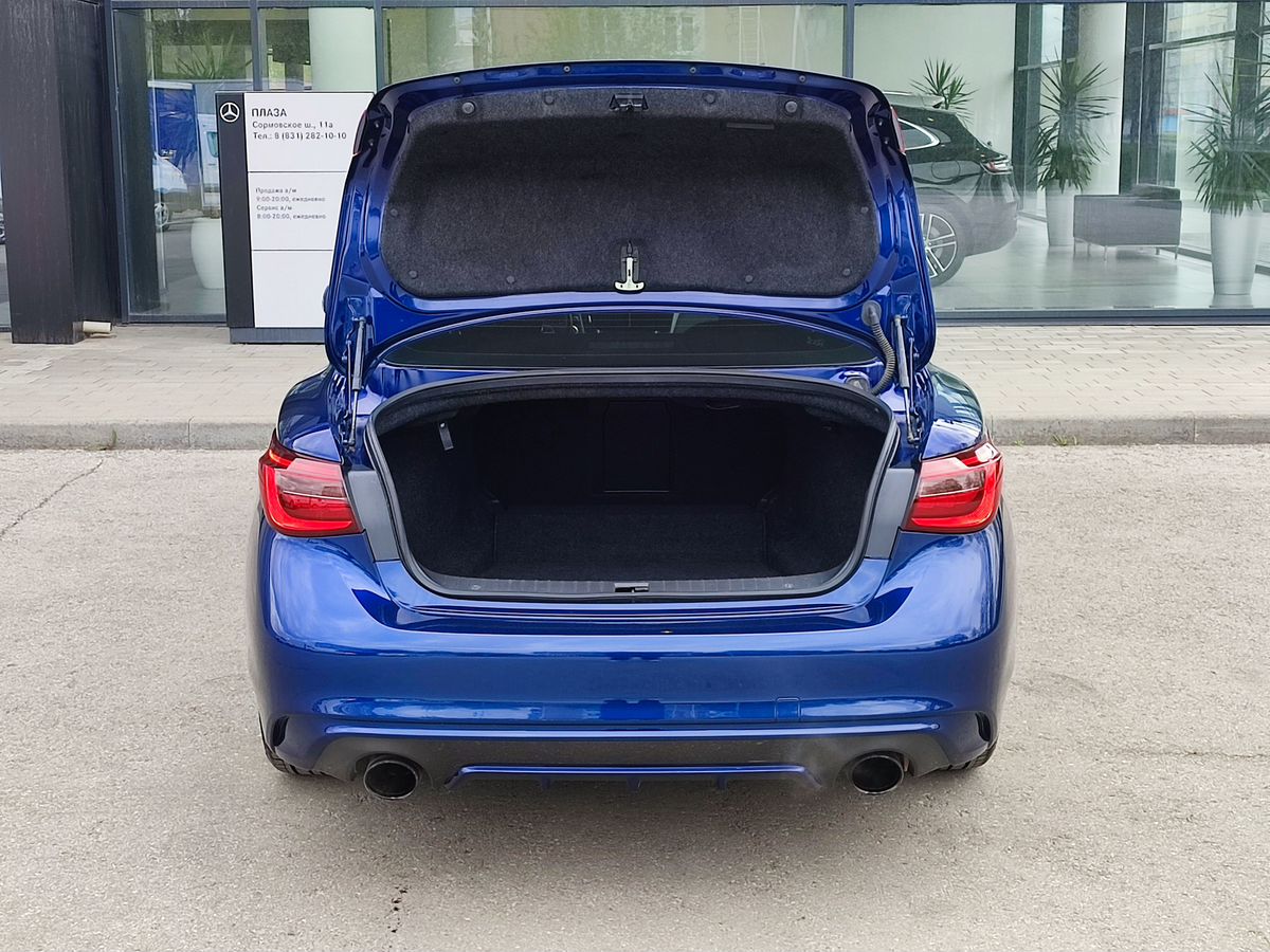 Infiniti Q50