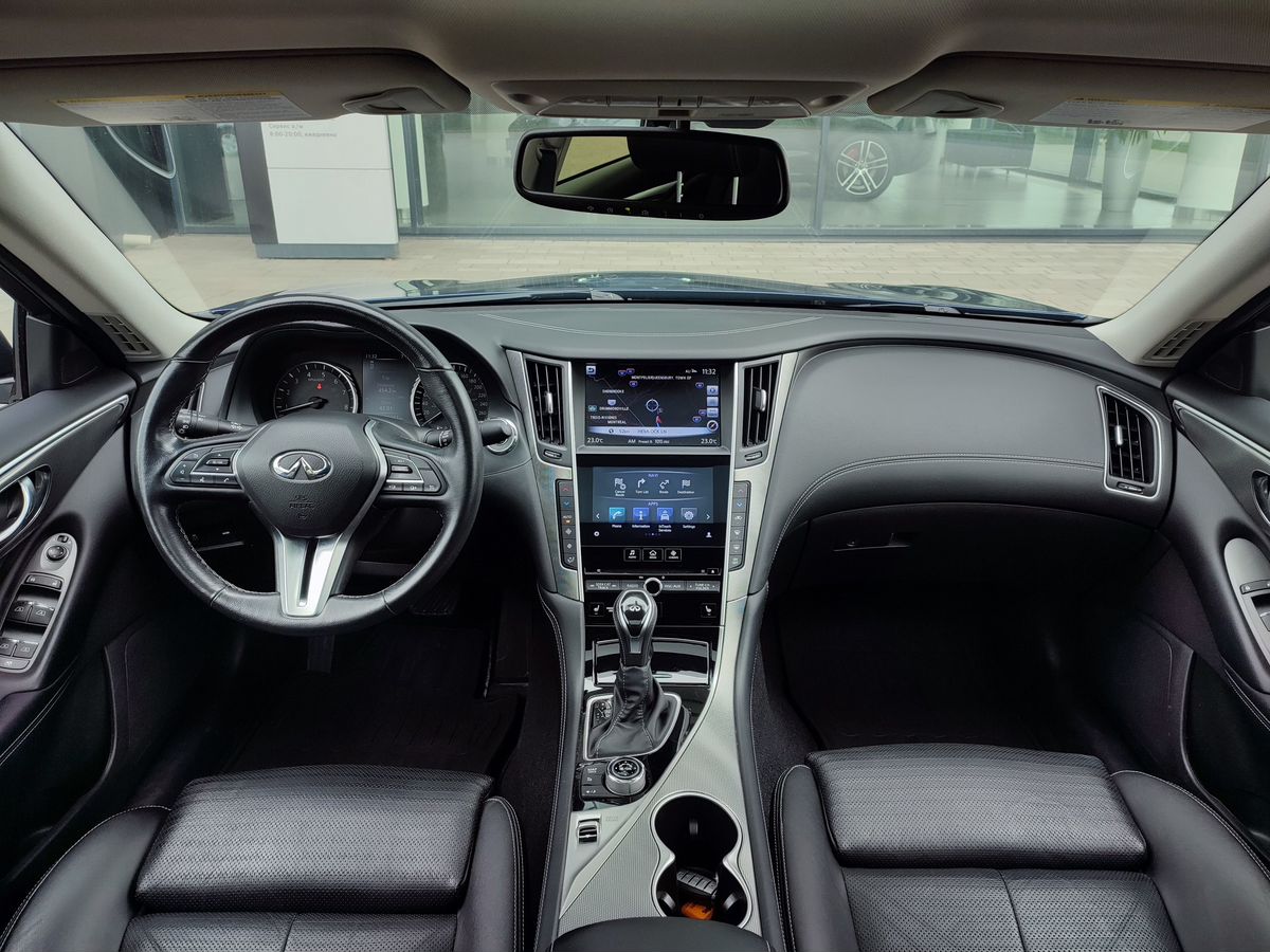 Infiniti Q50