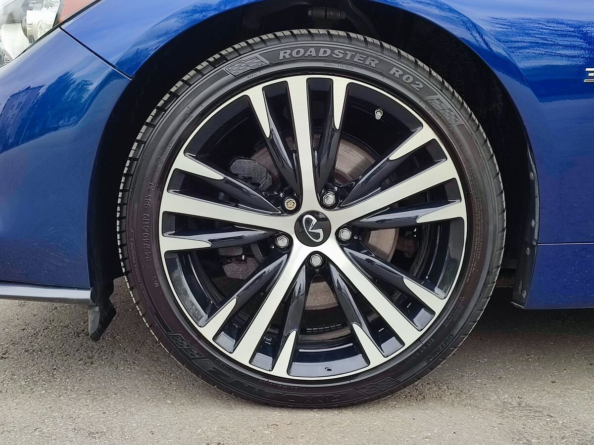 Infiniti Q50