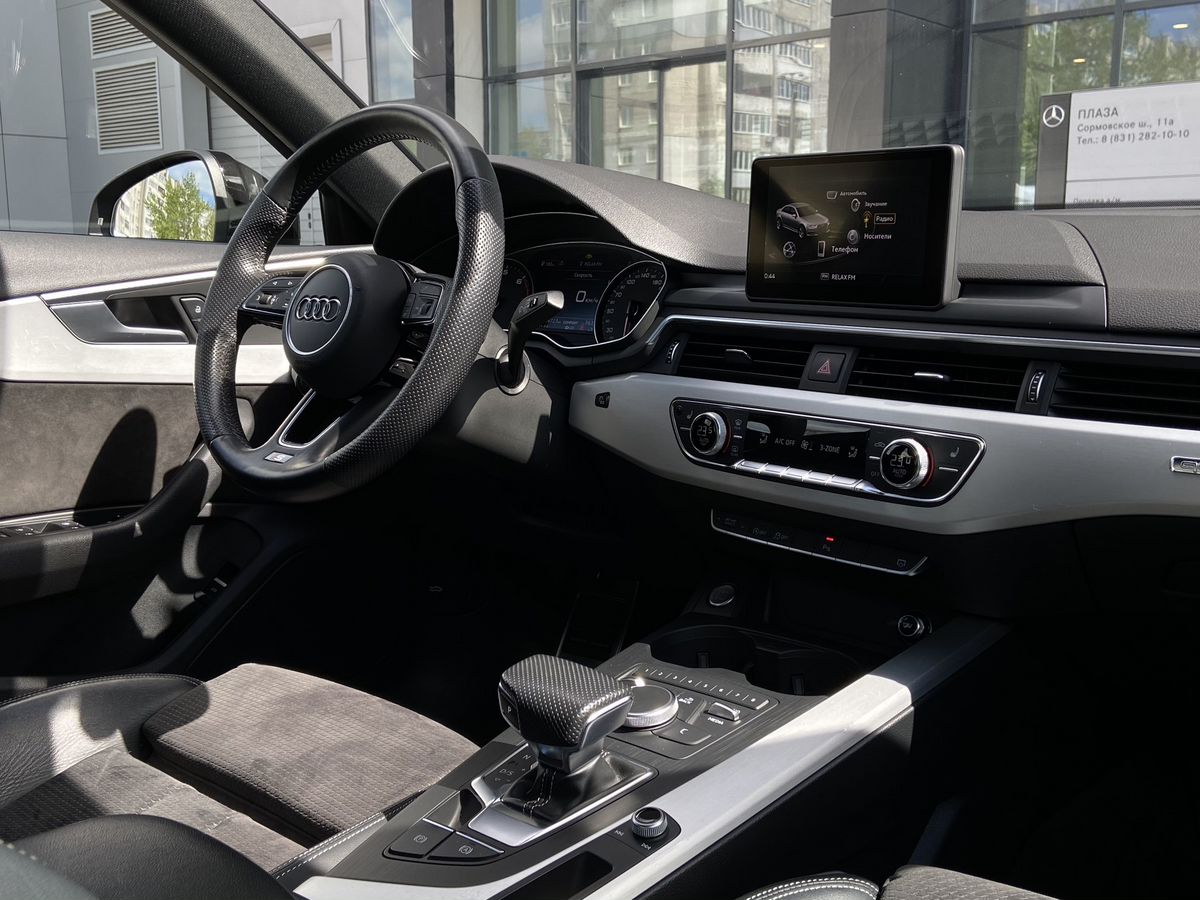 Audi A4