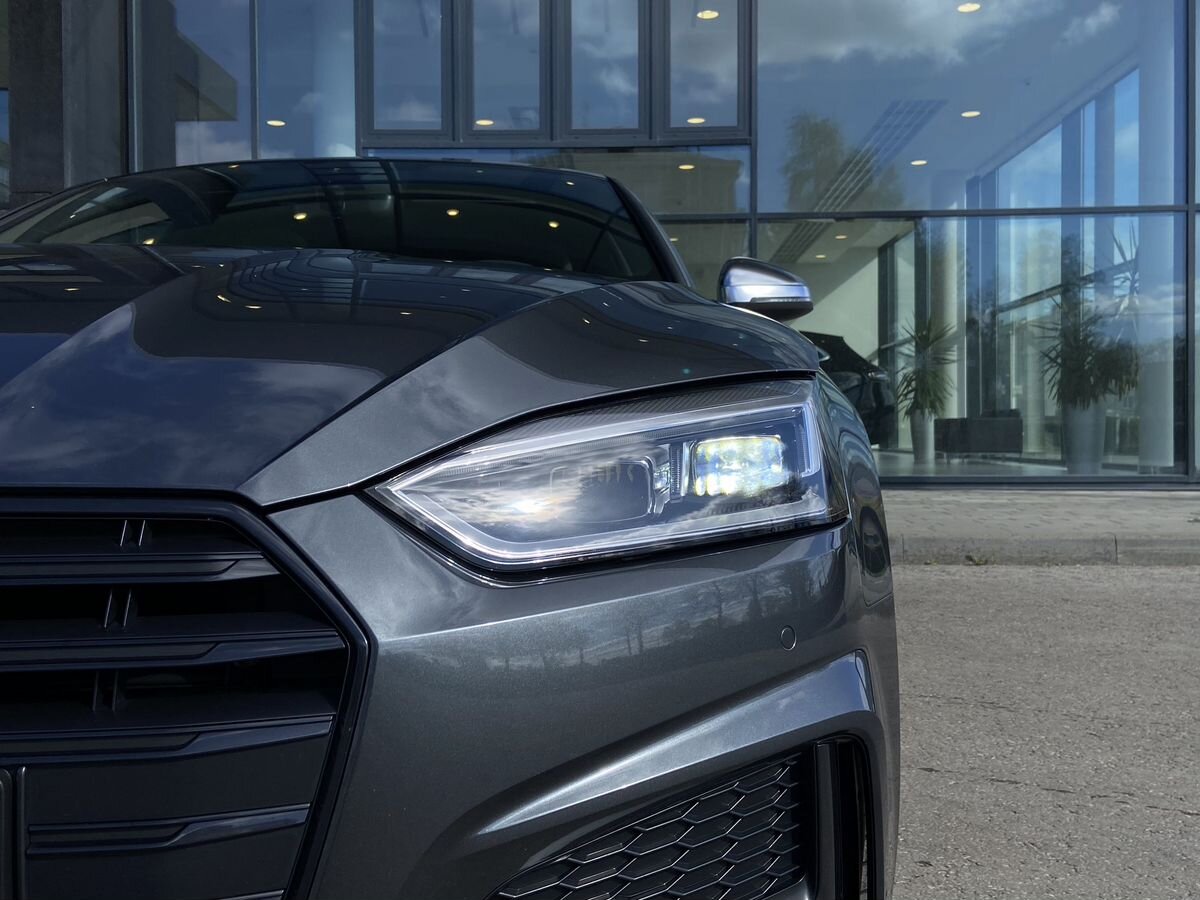 Audi S5