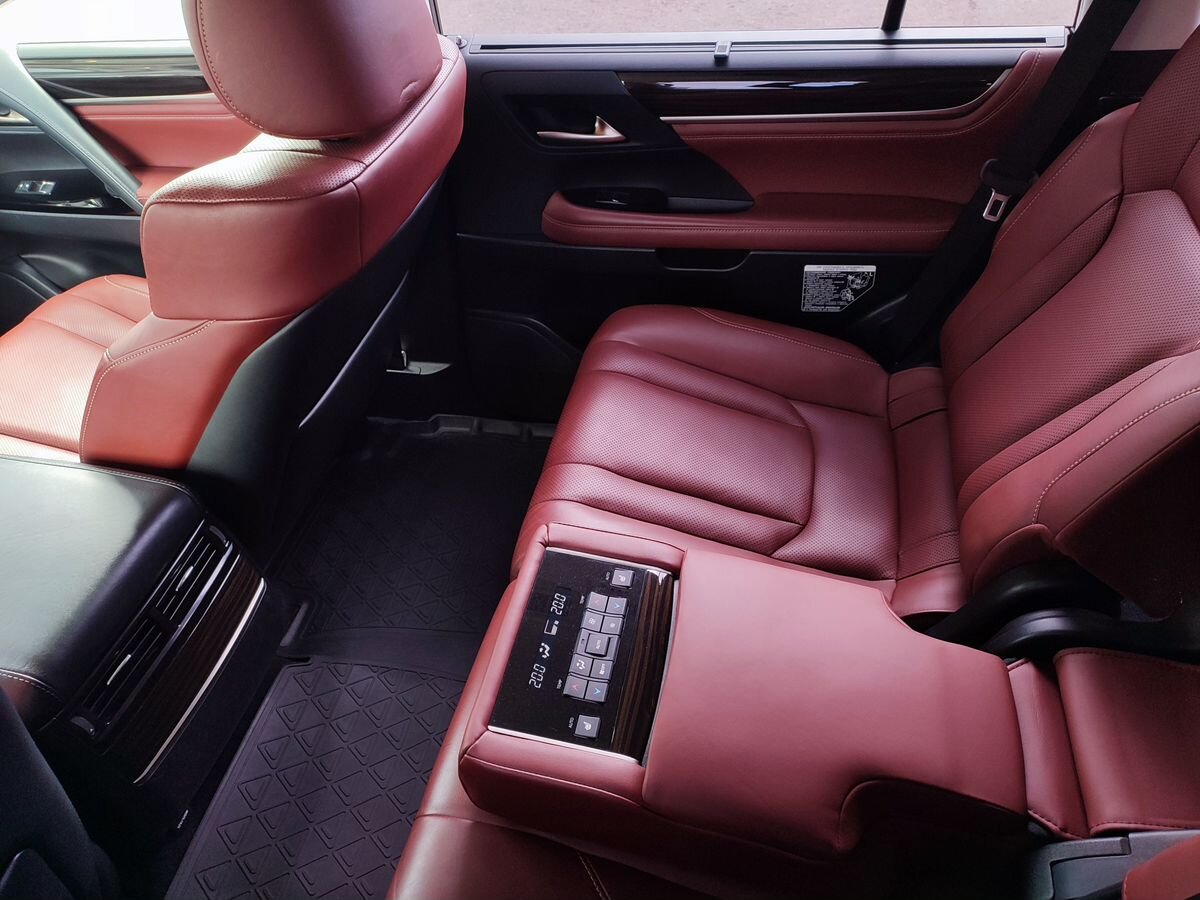 Lexus LX
