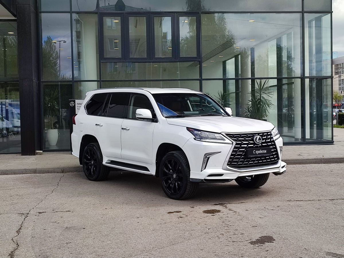 Lexus LX