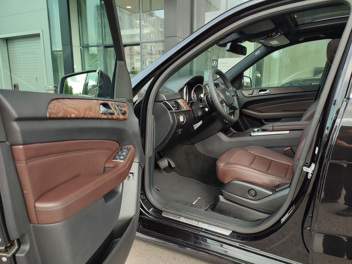 Mercedes-Benz M-Класс