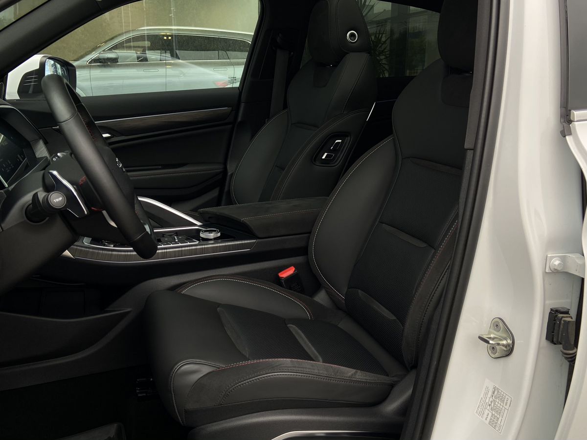 Geely Tugella