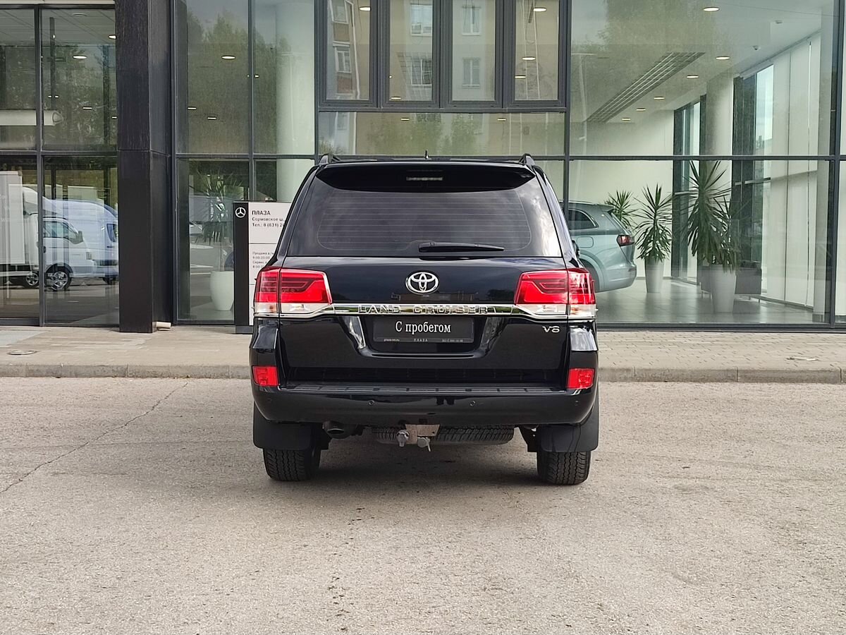 Toyota Land Cruiser