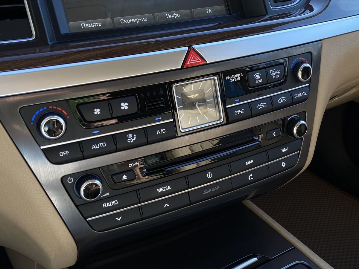 Genesis G80