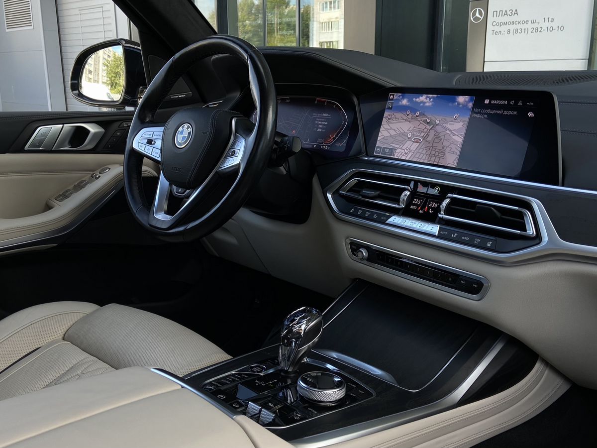BMW X7