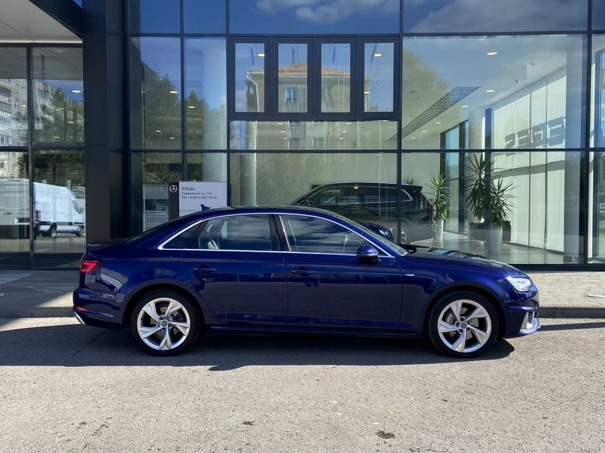 Audi A4