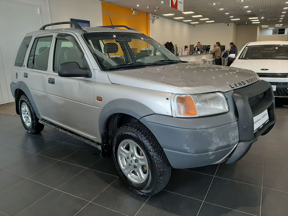 Детали и характеристики автомобиля Land Rover Freelander | Pango Cars