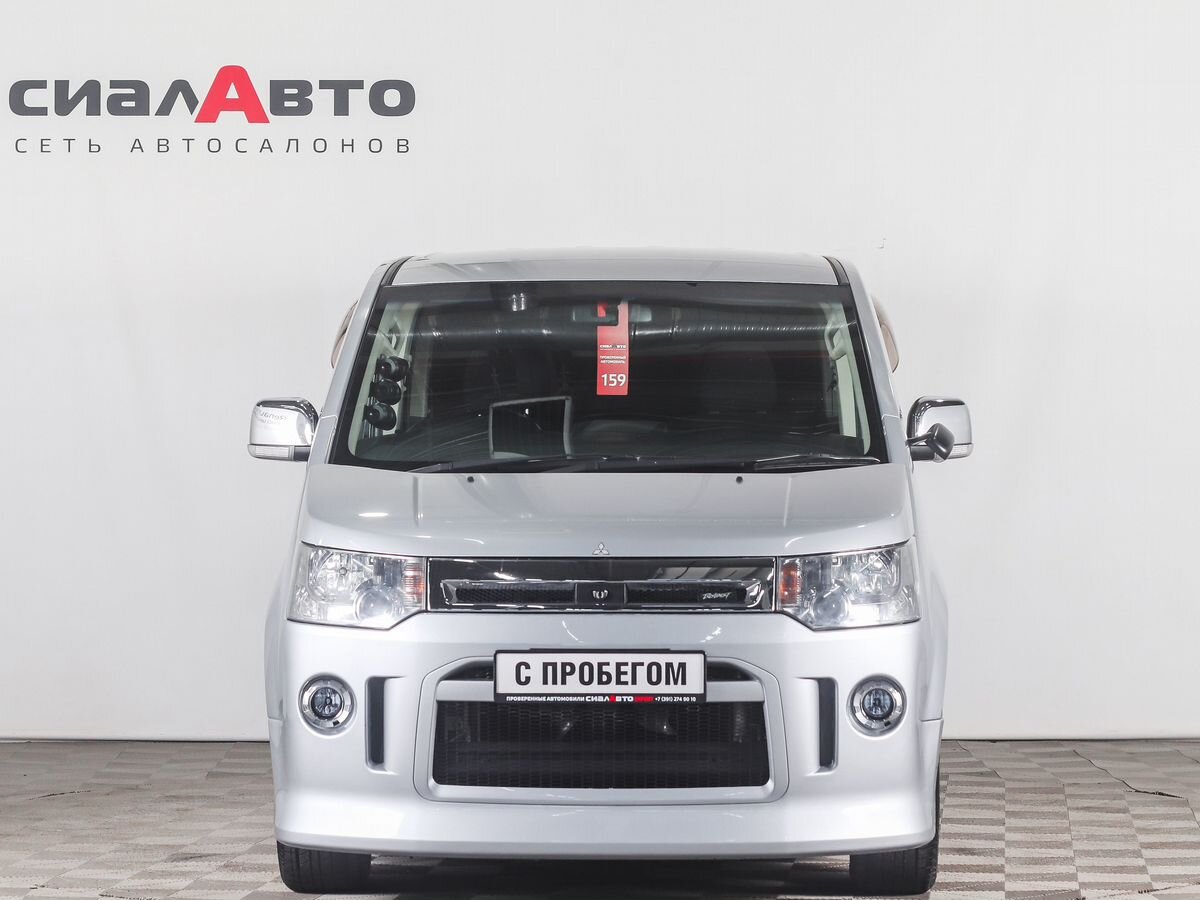 Купить б/у Mitsubishi Delica D:5 2011 null г., с пробегом 55860 км в  Красноярске: цена 2015000