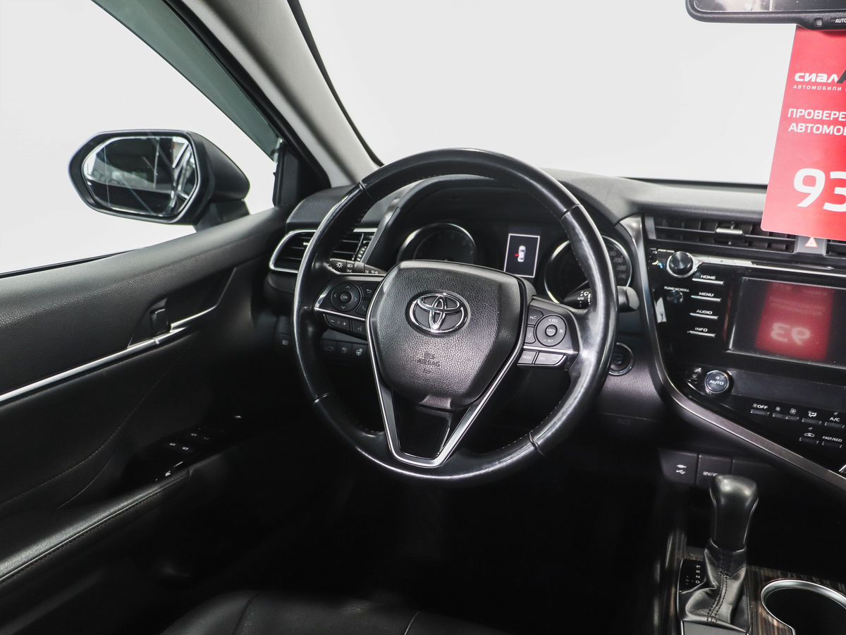 Купить б/у Toyota Camry 2019 XW7BF3HK*0S****85 г., с пробегом 106730 км в  Красноярске: цена 3140000