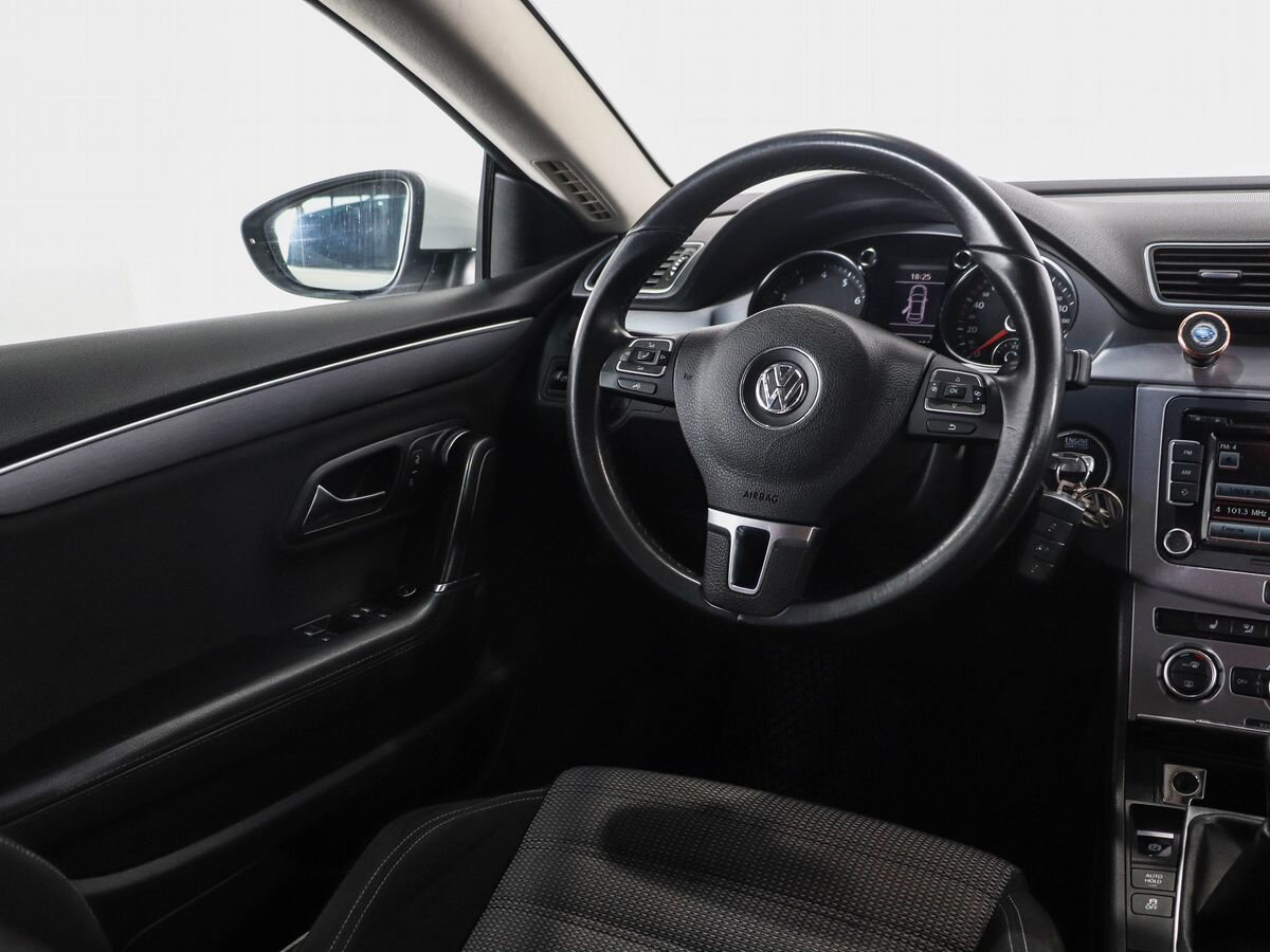 Volkswagen Passat CC 2013 12