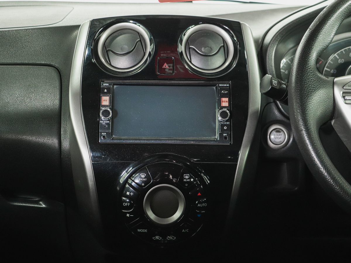 Nissan Note 2015 10