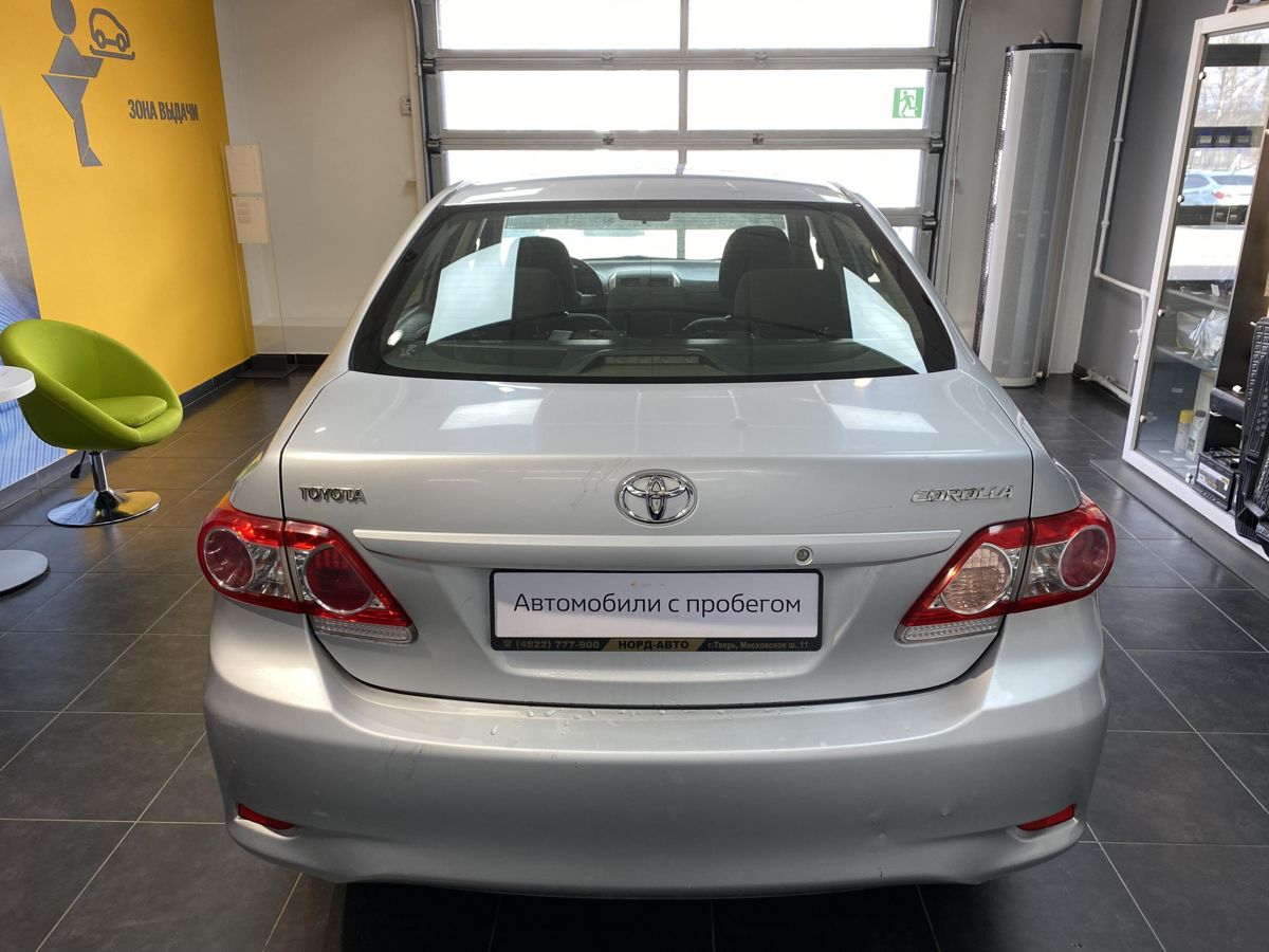 Toyota COROLLA, 1.6 л. MT, 2012