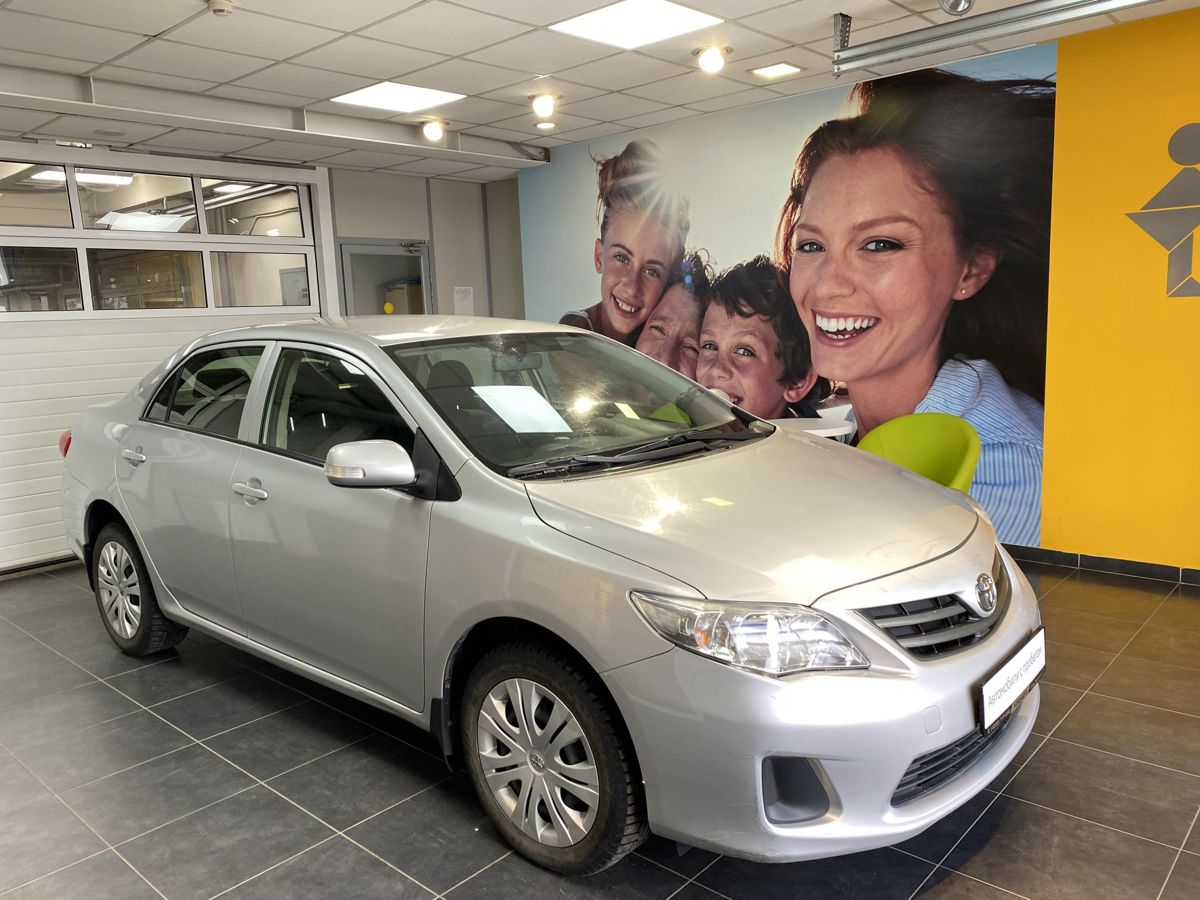 Toyota COROLLA, 1.6 л. MT, 2012