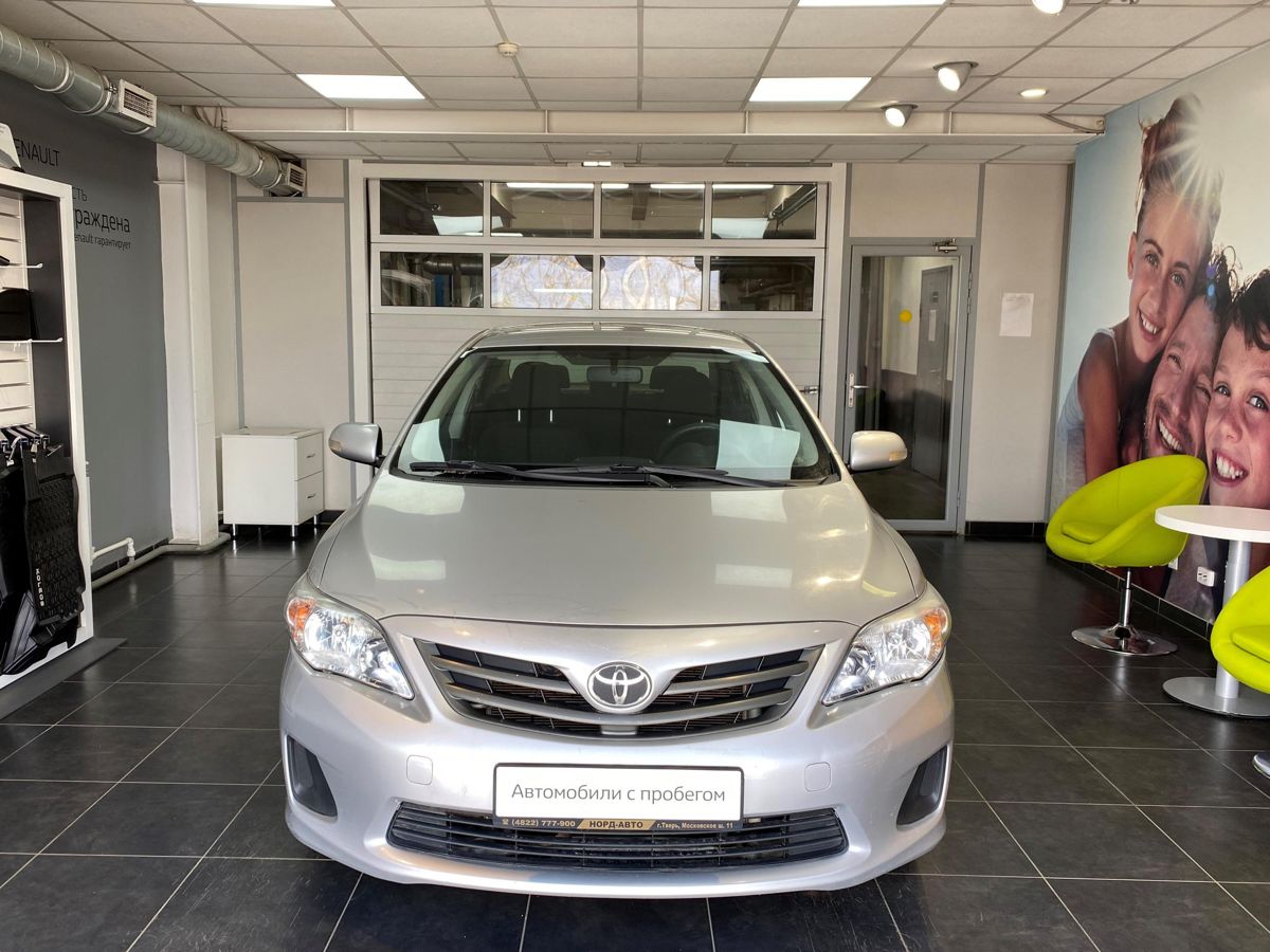 Toyota COROLLA, 1.6 л. MT, 2012