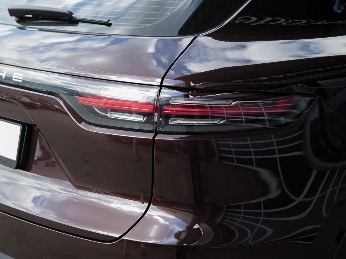 2019 Porsche Cayenne III, Коричневый, 7499000 рублей - вид 11