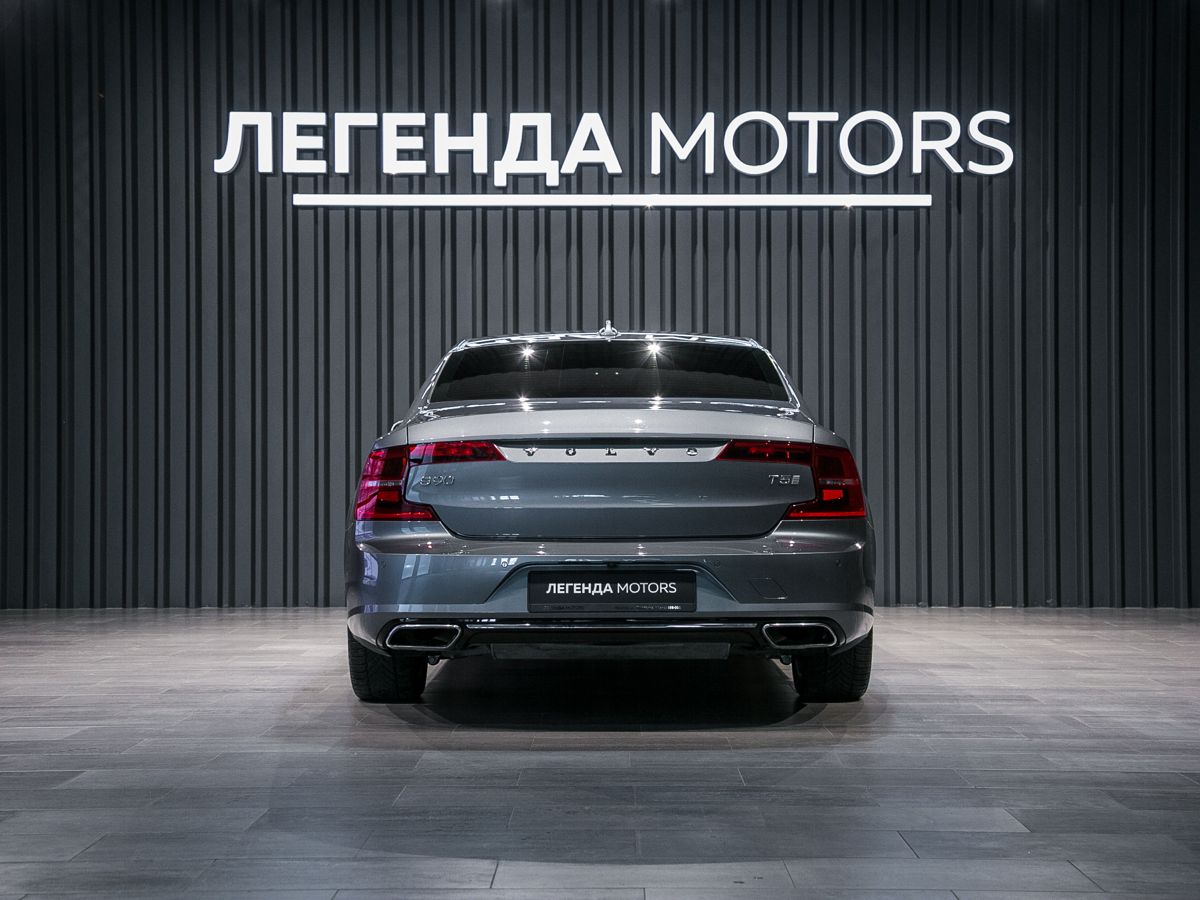2017 Volvo S90 II, Серебро, 2705000 рублей, вид 5