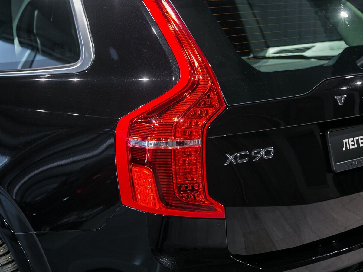 2020 Volvo XC90 II Рестайлинг, Черный, 6690000 рублей - вид 11