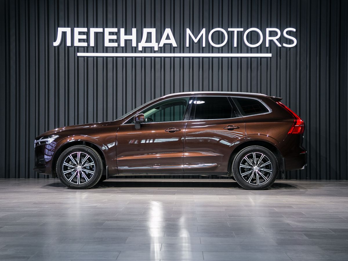 2020 Volvo XC60 II, Коричневый, 4790000 рублей - вид 6