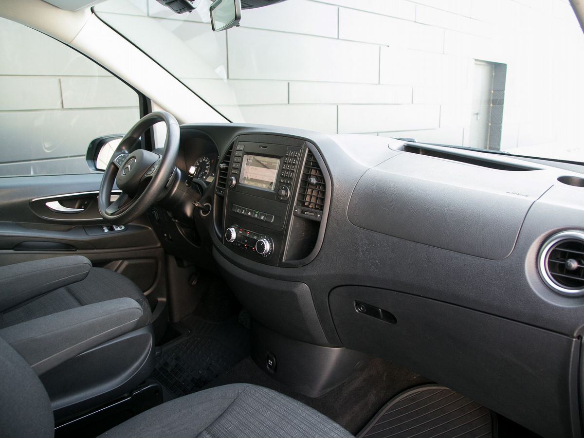 2016 Mercedes-Benz Vito III (W447), Черный, 3355000 рублей - вид 32