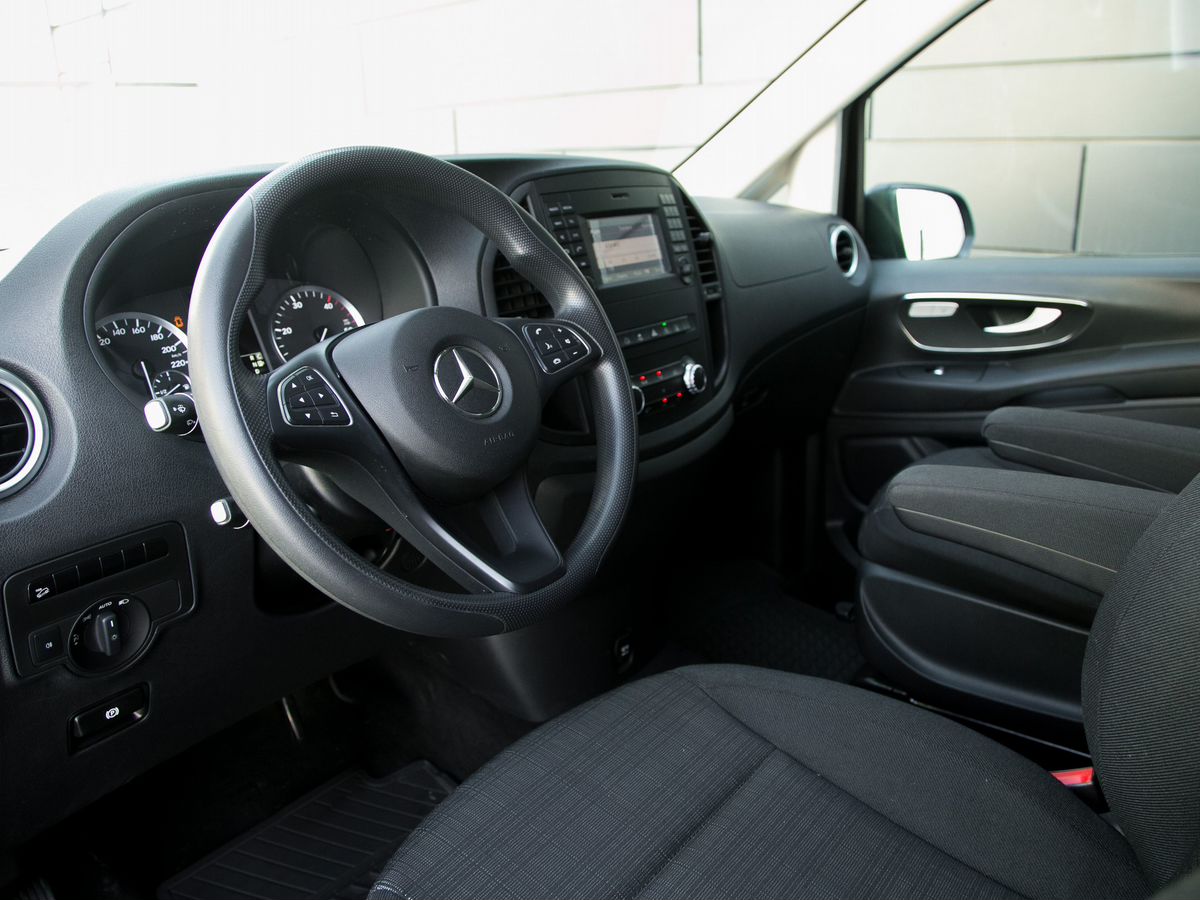 2016 Mercedes-Benz Vito III (W447), Черный, 3355000 рублей - вид 24