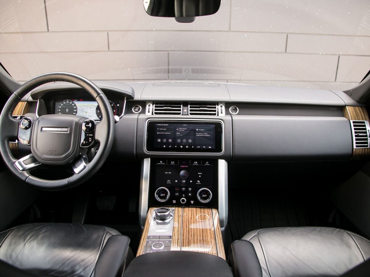 2018 Land Rover Range Rover IV Рестайлинг, Серый, 6395000 рублей - вид 13